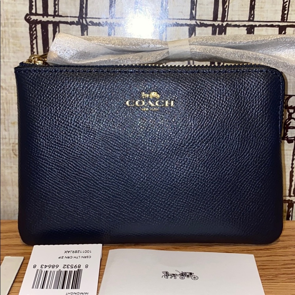 COACH ‘midnight’ navy crossgrain leather wristlet - Picture 1 of 8